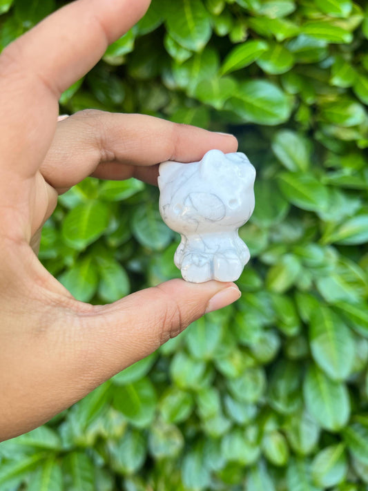 Howlite Hello Kitty Crystal Carving