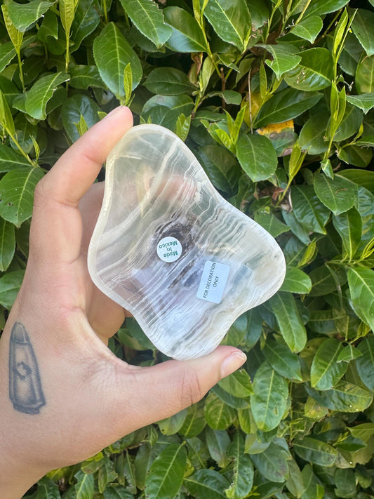Mexican Onyx Bowl Crystal Carving